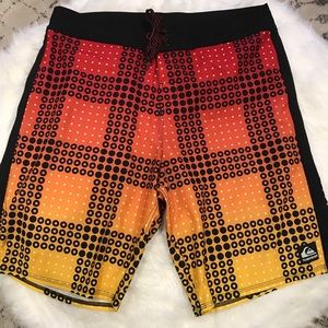 🆕 Quiksilver Surf Shorts Board Skate Bermuda 36